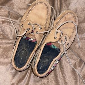 Sperry boat shoes.